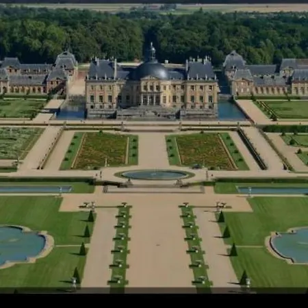 Belle Maison Conviviale *